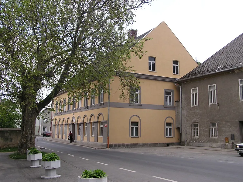 pamatky-javornik-fara-kostela-nt