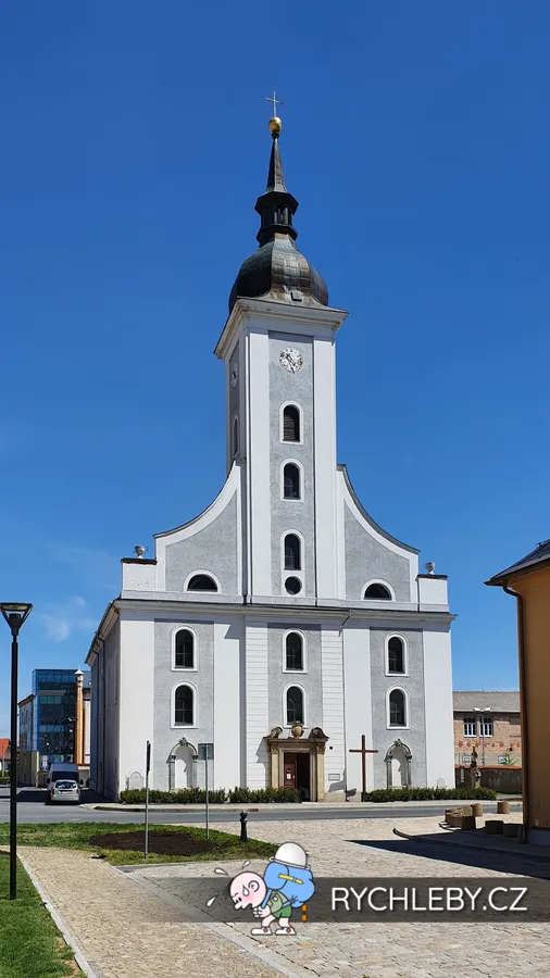 pamatky-javornik-kostel-nejsvetejsi-trojice