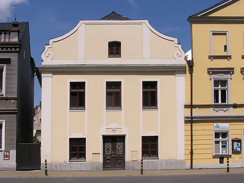 pamatky-javornik-mestansky-dum-401