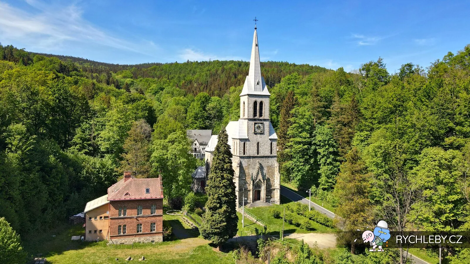 travna-kostel